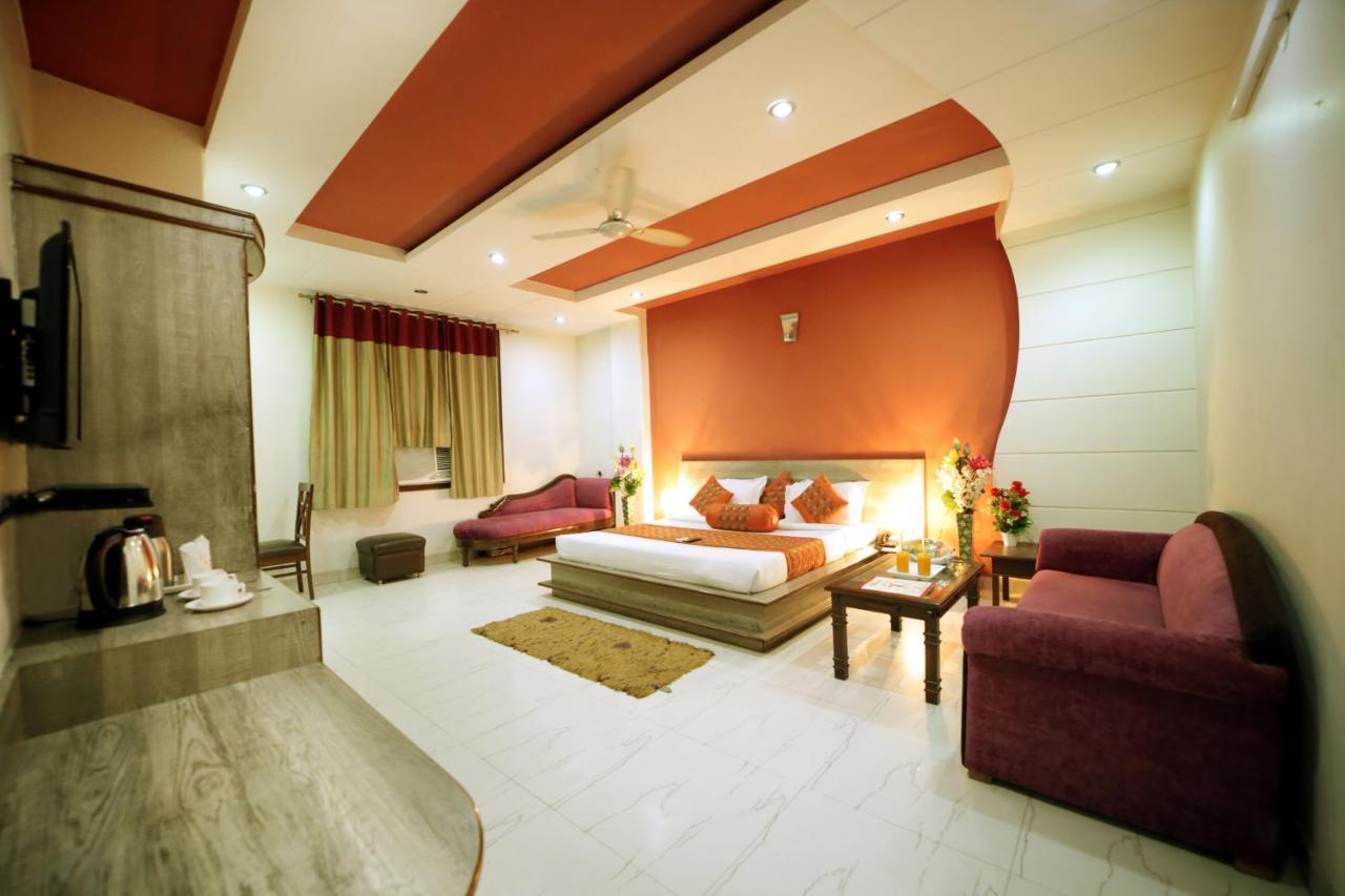 Hotel Blue Bell - Karol Bagh New Delhi Экстерьер фото